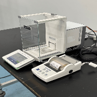 Mettler Toledo XSR104 Analytical Balance w/ P28 Printer image 1